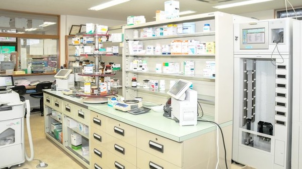 中央調剤薬局　市民病院前支店の調剤室