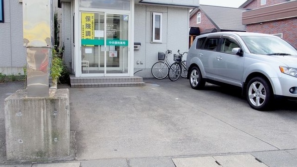 中央調剤薬局　緑支店の駐車場