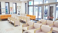 中央調剤薬局　つがる総合病院前支店の待合スペース