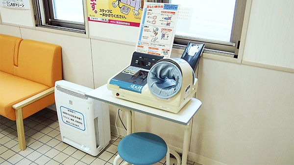 中央調剤薬局　つがる総合病院前支店の血圧計