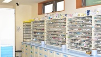 中央調剤薬局　十和田市立中央病院前支店の薬棚