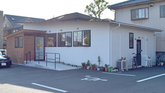 シスター薬局の外観