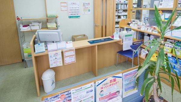 つくし薬局の受付/カウンター