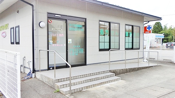 ハート薬局　東太閤山店の入口