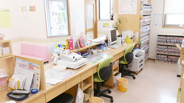 ハート薬局　柳原店の受付/カウンター