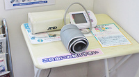 すず薬局　六丁の目店の血圧計