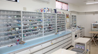 すず薬局　境町店の調剤室