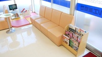 マルエ薬局　倉賀野店の待合スペース