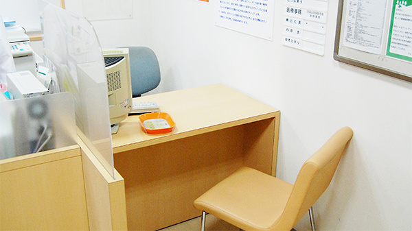 マルエ薬局　樋越店の受付/カウンター