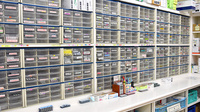 三ケ日ドリーム薬局の薬棚