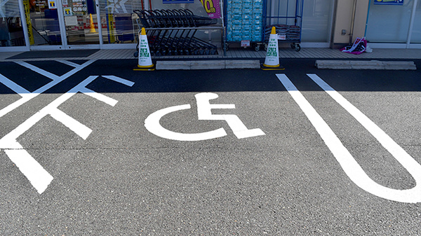 ユタカ薬局　西舞鶴伊佐津の駐車場