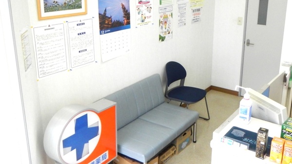 フタヤ薬局　出水店の待合スペース
