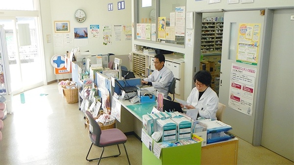 フタヤ薬局　出水店の受付/カウンター