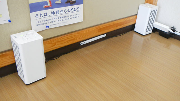 あろーず薬局の内観