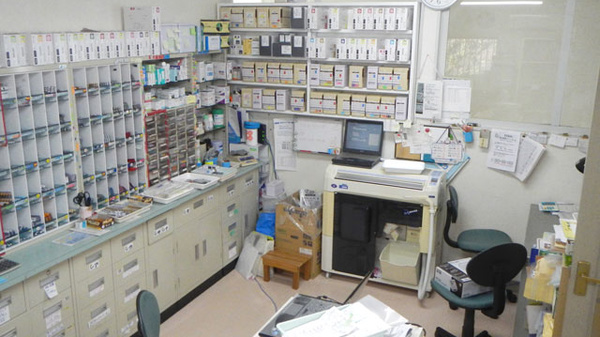二矢調剤薬局の調剤室