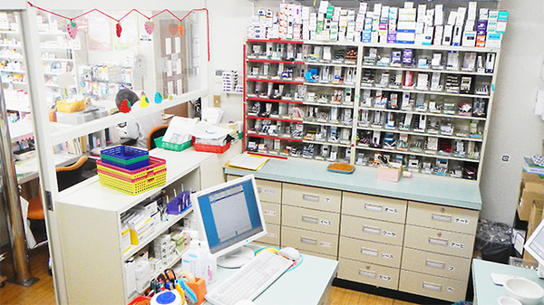 フタヤ薬局　垂水店の調剤室