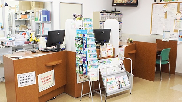あけぼの薬局　東松山店の受付/カウンター