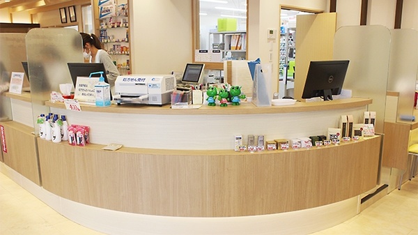 あけぼの薬局　北葛西店の受付/カウンター