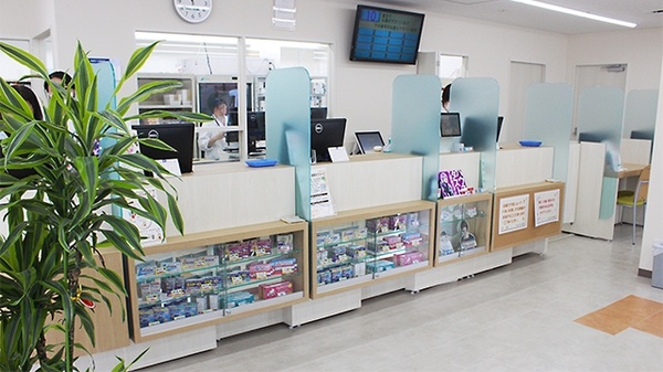 あけぼの薬局　西葛西店の受付/カウンター