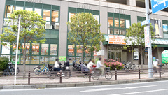 あけぼの薬局　本八幡店の外観