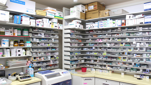 新生堂薬局　戸畑中原店の調剤室