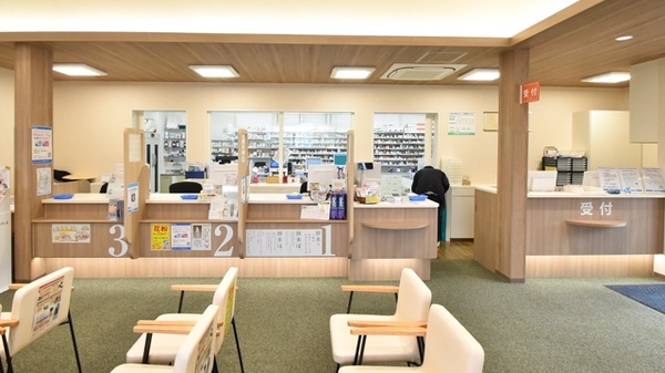 大賀薬局　北九州総合病院前店の受付/カウンター