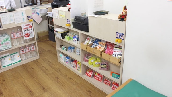 カワセ薬局　三ツ境店の受付/カウンター