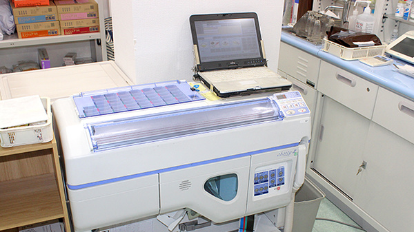 薬局タカサ　ミドリ薬局の調剤器具