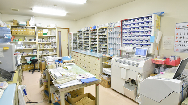きりん薬局の調剤室