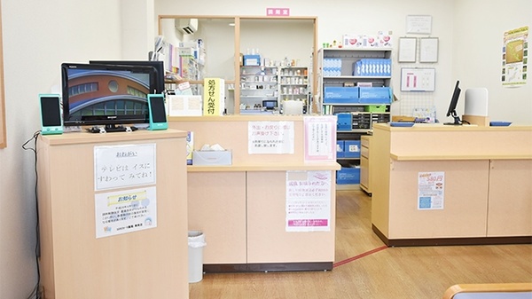 コスモファーマ薬局　泉南店の受付/カウンター