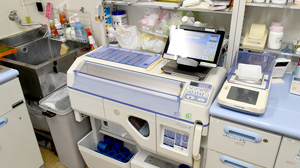 コスモファーマ薬局　泉南店の調剤器具