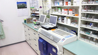 エール薬局　中島店の調剤器具