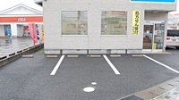すずらん調剤薬局の駐車場