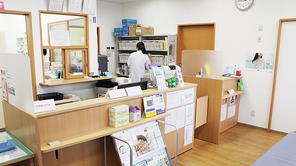 エール薬局　南四番町店の受付/カウンター
