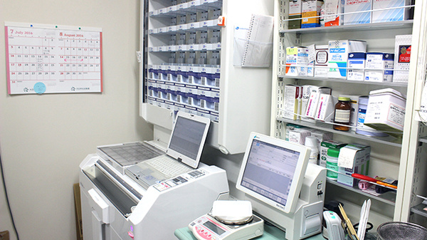 エール薬局　笹谷東店の調剤器具