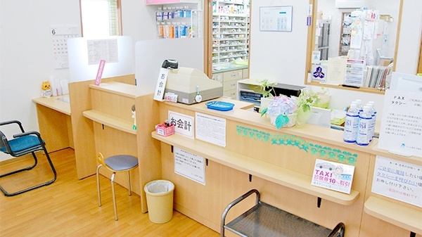 エール薬局　河東店の受付/カウンター