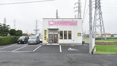 コスモファーマ薬局　井野店の外観