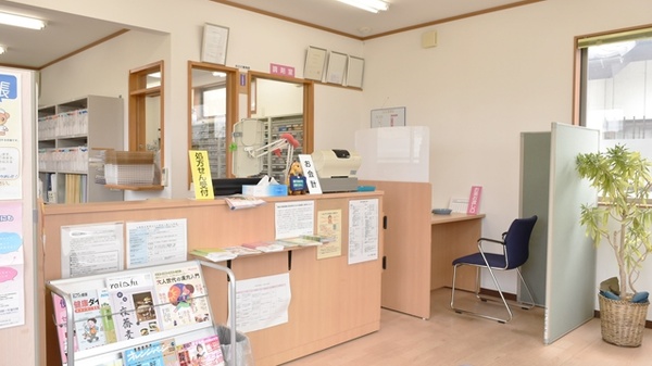 コスモファーマ薬局　川端店の受付/カウンター