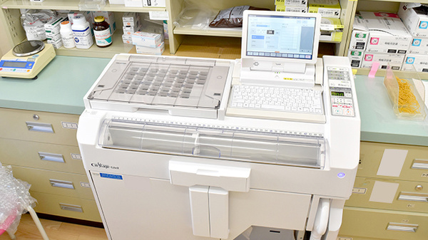 コスモファーマ薬局　矢場新町店の調剤器具