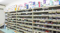 コスモ調剤薬局　いずみ西店の薬棚