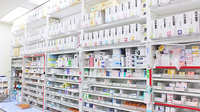 コスモ調剤薬局　福島駅西口店の薬棚