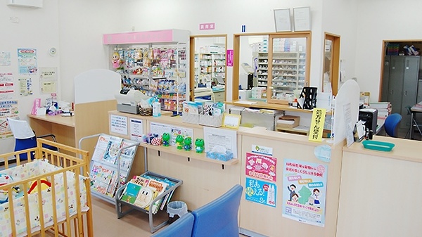 コスモ調剤薬局　みかわ店の受付/カウンター