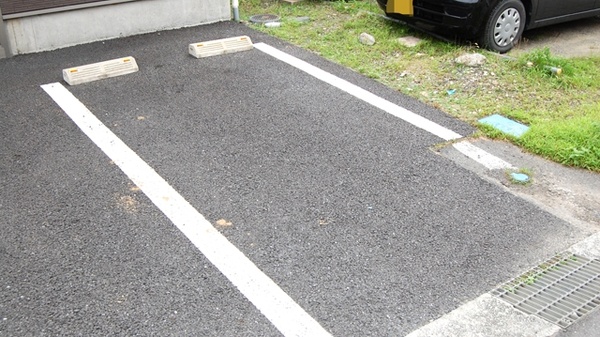 中川薬局　東松山店の駐車場