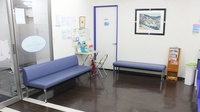 中川薬局　西落合店の待合スペース