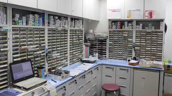 中川薬局　吾妻橋店の調剤室