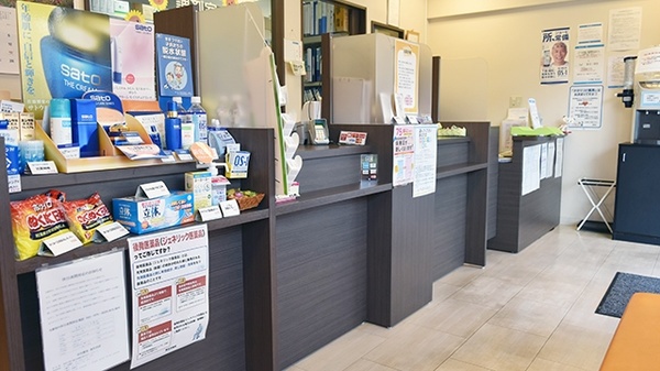 中川薬局　南生田店の受付/カウンター