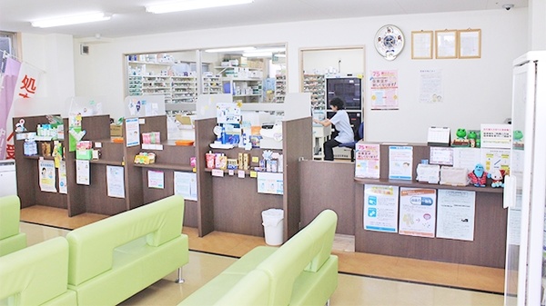中川薬局　相模台店の受付/カウンター