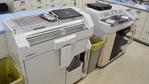 V・drug　春日井六軒屋薬局の調剤器具