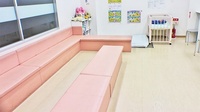 みらくる薬局　ことに店の待合スペース