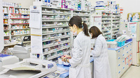みらくる薬局　ことに店の作業風景